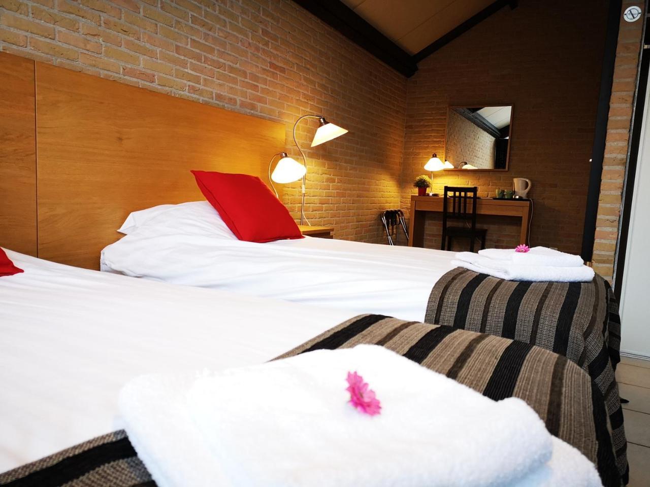 Motel Oostvoorne 3*